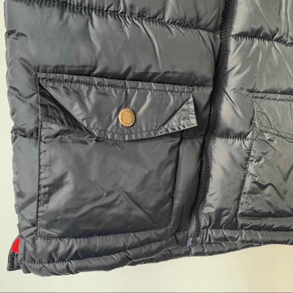 NWOT ROOTS Kids Varsity League Vest - Picture 4 of 8